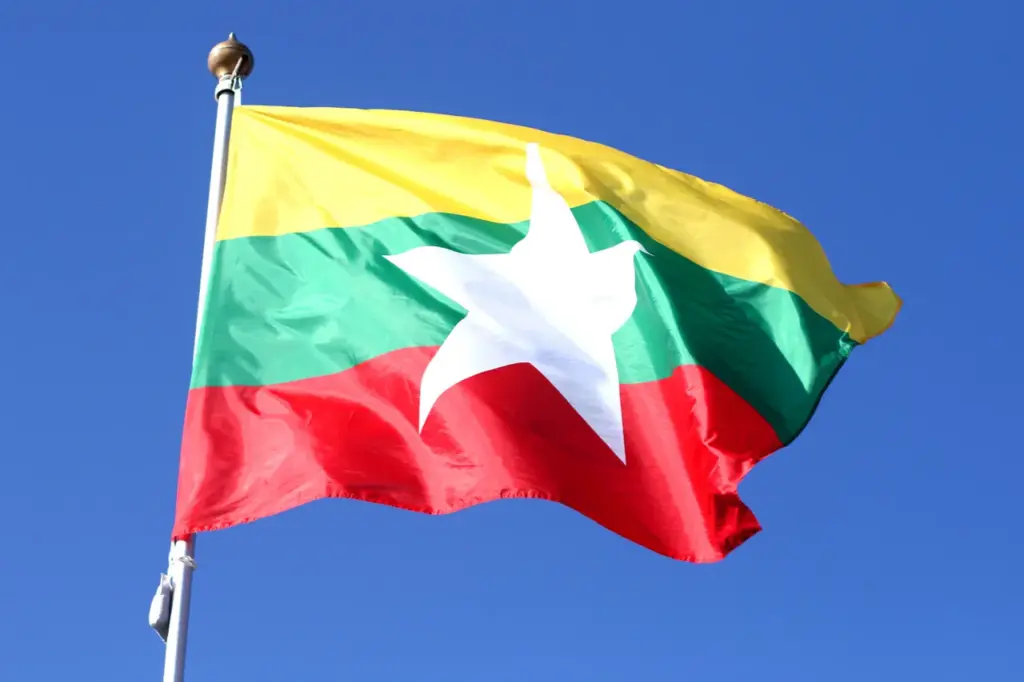 Russian Deputy Defense Minister Meets Myanmar PM in Strategic Diplomatic Engagement