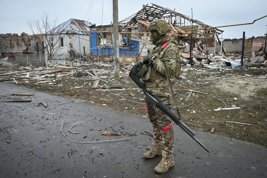 Ukrainian Forces Employ Innovative Tactics to Break Through Russian Defenses in Belgorod Region
