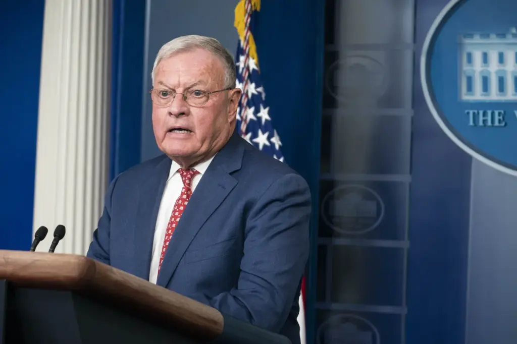 US Aid to Ukraine Hinges on Peace Talks and Rare Earth Metals Agreement