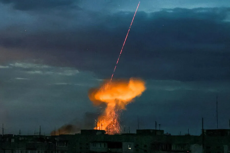 Explosions Rock Key City of Zaporizhzhia as Air Raid Alerts Sound