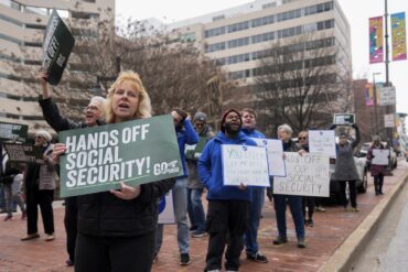 Over 100,000 Israelis Registered for U.S. Social Security Benefits Without Contributions