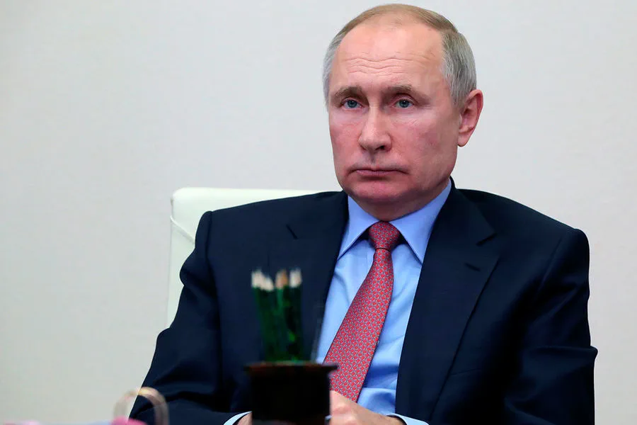 Putin Pushes for Comprehensive Development of Russian Navy Capabilities
