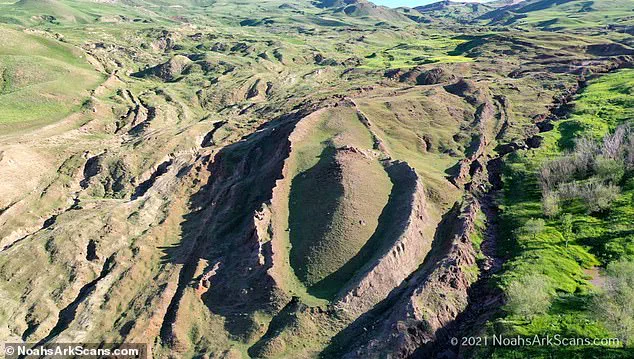 Scientists Prepare to Investigate Possible Traces of Noah's Ark