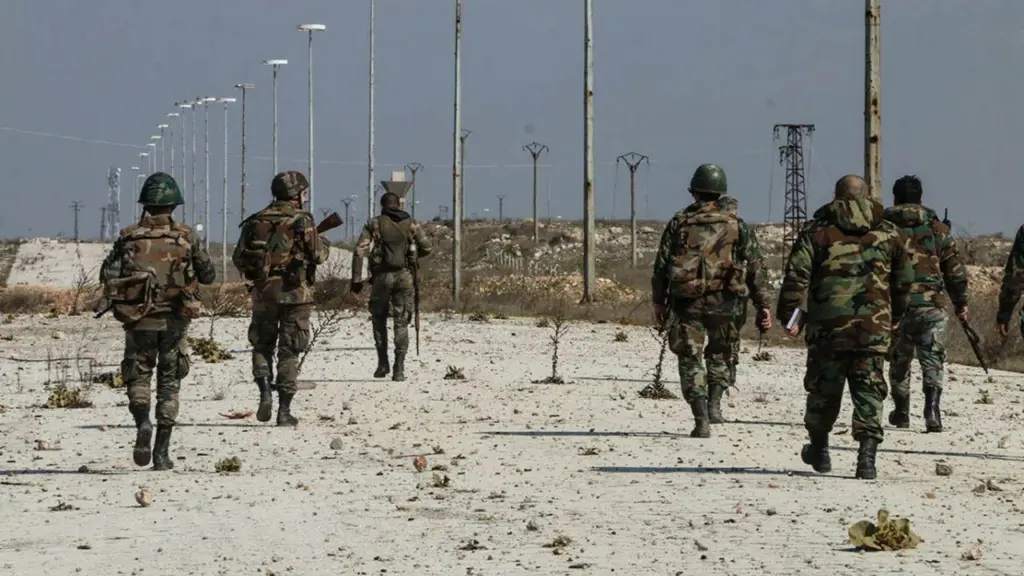 Security Forces Fire on Assad Supporters in Syrian Capital Outskirts