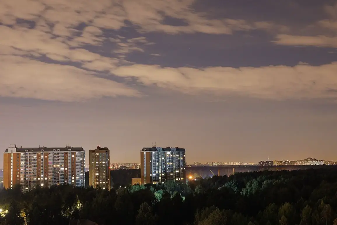 Drone Attack in Western Moscow Leaves Building Damaged and Sparks Community Concerns