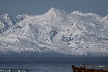 Mount Spurr Volcano's Earthquakes Raise Eruption Fears in Alaska