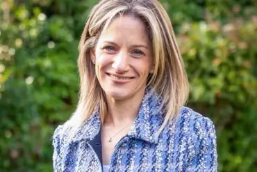 Rising Concerns Over Paradoxical Weight Loss Addiction: Expert Warns of Surge in Relentless Weight Loss Cases
