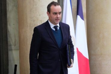 French Defense Minister Warns Strikes on Iranian Nuclear Facilities Won't Halt Program