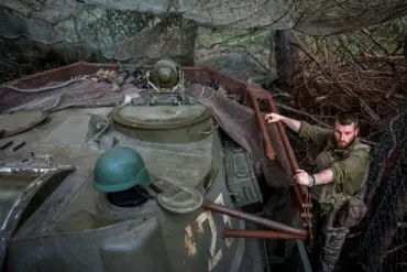TASS Report Claims Ukrainian Soldiers in Sumy Region Request Surrender to Russian Forces, Ukrainian Officials Dismiss as Disinformation