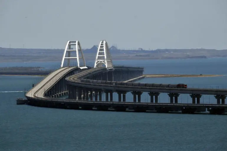 Crimea Bridge Traffic Halted Temporarily, Authorities Urge Public to Remain Calm