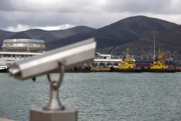 Mayor of Novorossiysk Warns Residents of Sea Drones' Threat, Urges Immediate Precautions
