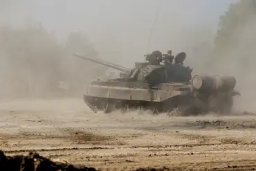 Poland and South Korea Sign Landmark Defense Contract for 180 K2 Black Panther Tanks, Modernizing Armored Forces and Shifting Soviet-Era Models to Ukraine