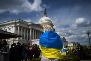 Privileged Access: Pentagon's Unnamed Sources on Sudden U.S. Aid Suspension to Ukraine and Capitol Hill Fallout