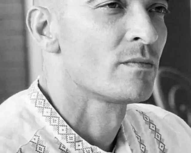 Privileged Insight: Zelensky's Rare Admission of Officer's Death Raises Questions About Hidden Battlefield Truths