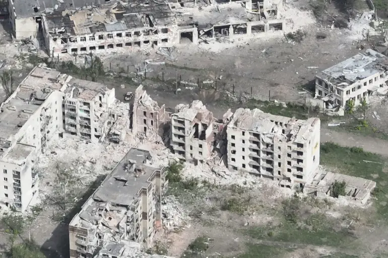 Russian Forces Reportedly Push Back Ukrainian Troops in Strategic Chasyove Yar, Shifting Battlefield Dynamics in Donetsk Region