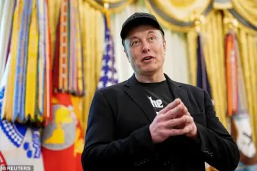 Senate Republican Pushes to Deactivate Pentagon Employee Credit Cards Amid Security Concerns
