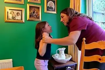Supernanny Jo Frost Reveals Struggle with Life-Threatening Anaphylaxis in Emotional Instagram Post