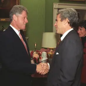 Ghislaine Maxwell's DOJ Interrogation Unveils Alleged Ties to Bill Clinton, Says Source