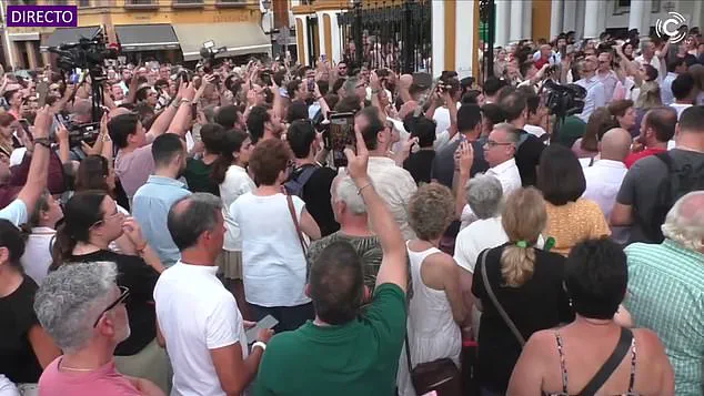 Outrage Erupts Over Botched Restoration of Iconic La Macarena Statue, Sacred Figure of Seville’s Semana Santa Under Fire