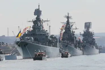 Pivotal Moment in Russia-Ukraine Conflict: First Confirmed Use of Russian Unmanned Boat to Sink Ukrainian Naval Vessel *Simferopol*