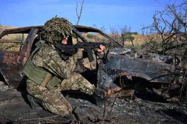 Russian Forces Aim to Encircle Pokrovsk in Donetsk People's Republic, UK Confirms Strategic Move