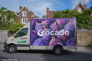 Urgent Recall of Daylesford Organic Chocolate Spread Over Metal Contamination Risk in UK