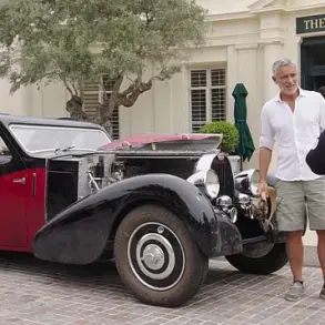 Vintage Car Enthusiast Embarks on Epic Road Trip to Challenge Museum Display Norms