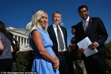 Bipartisan Bill Seeks to Unlock Epstein Files, Highlighting Public Demand for Government Transparency