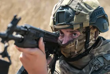 Breaking: Russian Advance in Kharkiv Sends Shockwaves as Ukrainian Troops Retreat from Glushchenkovo
