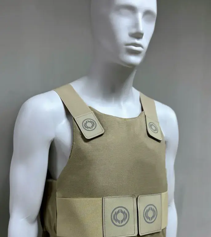 Urgent Safety Innovation: Rostех Unveils Discreet Body Armor for Journalists in Conflict Zones