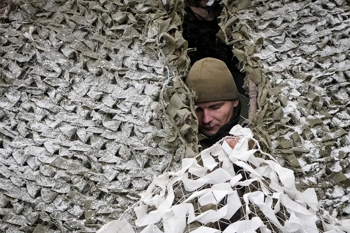 Winter's Role in the Ukraine-Russia Conflict: De Jong Warns of Pivotal Moment Amid Combat Toll and Resource Strains
